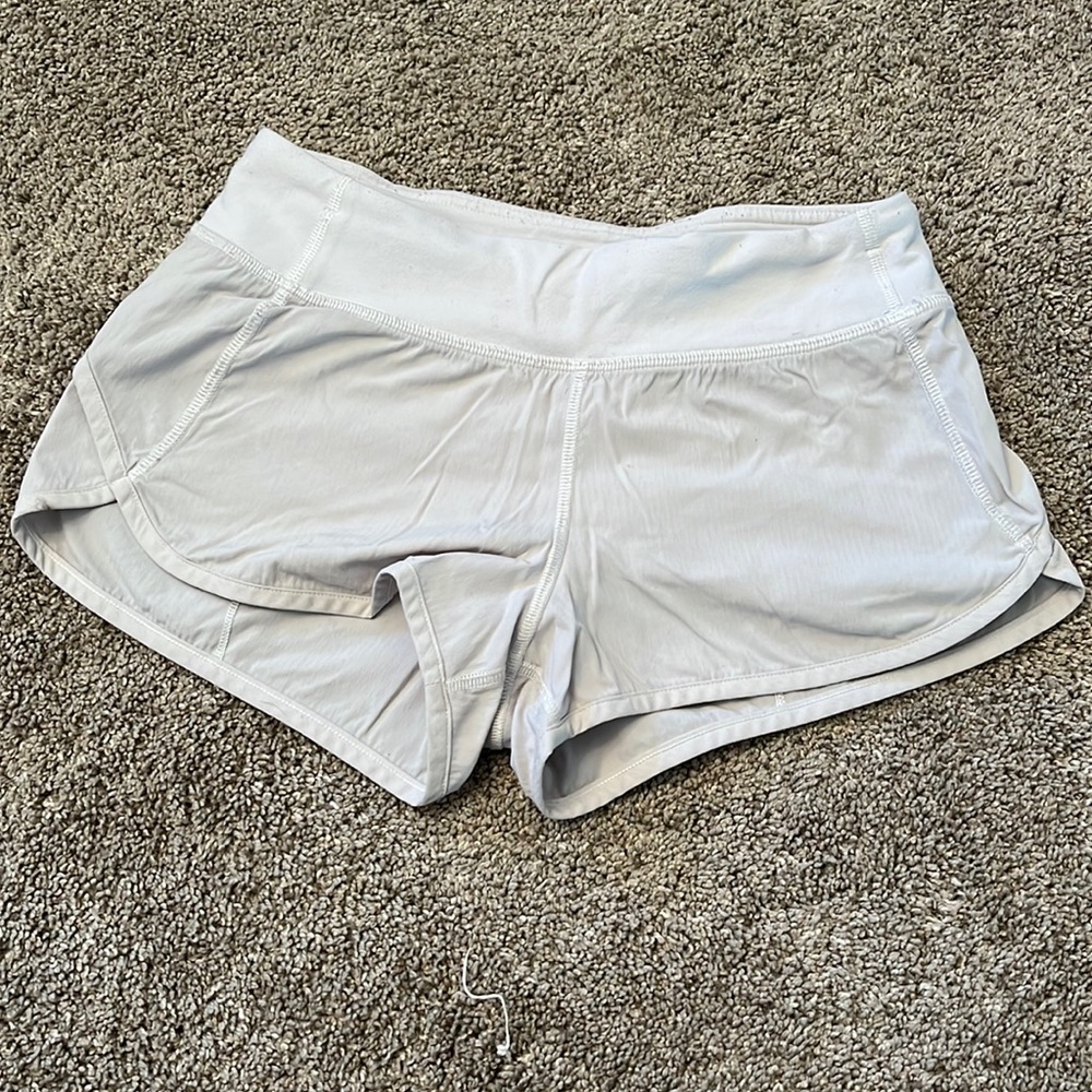 Ivivva by Lululemon | White speed up shorts | kids 12